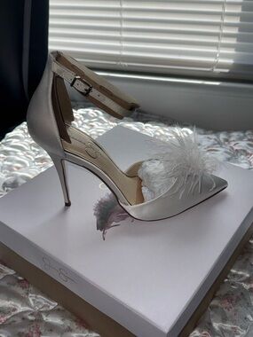 Jessica Simpson White Satin Pointed-Toe Feather Ankle-Strap Heel
